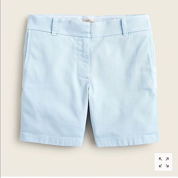 J. Crew Pants - J.Crew 7" stretch chino short*